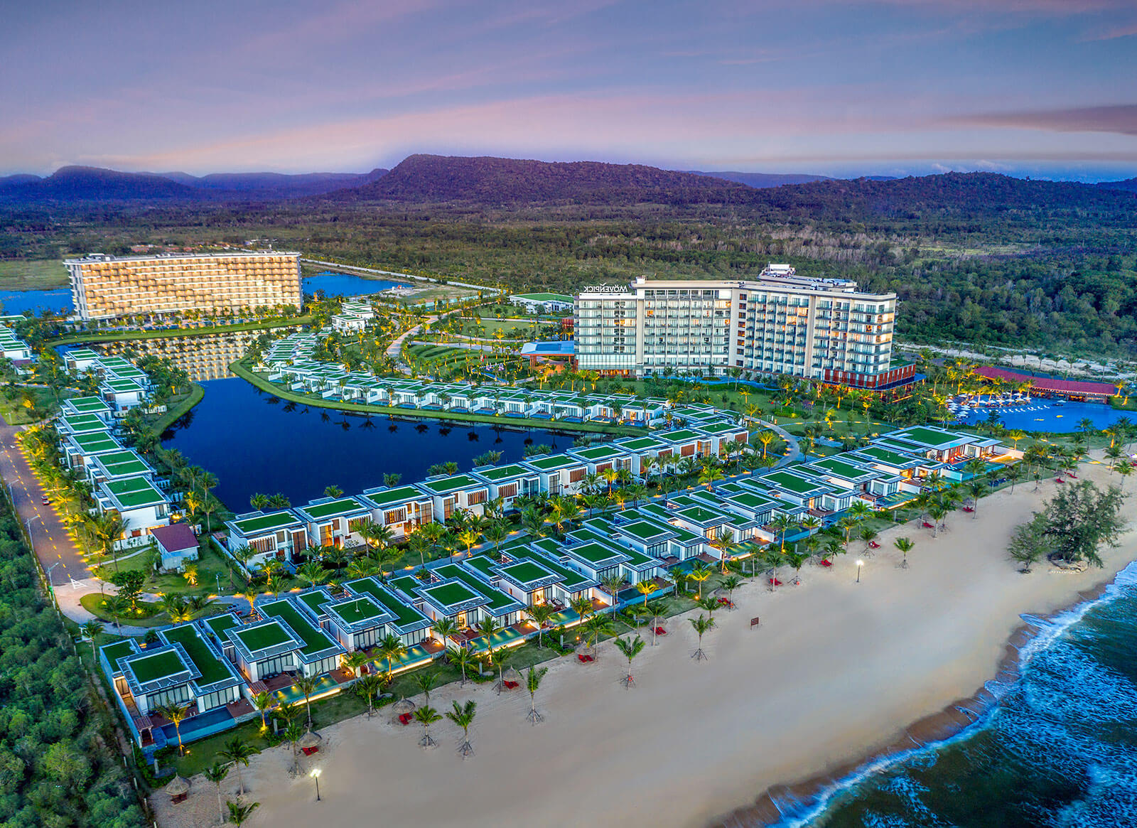 Movenpick Resort Waverly Phú Quốc